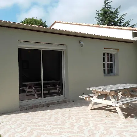 Albizia Apartmán Saint-Julien-des-Landes